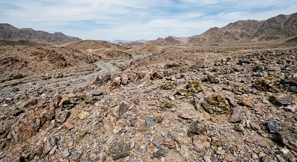 rocky desert phosphure aluminium